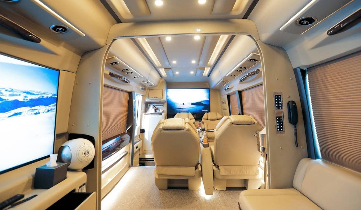 It also has a built-in bar carrying fine wines and soft-beverages. In addition, there is a multi-cuisine chef and a butler on-board for hot meals on-the-move. (Image: Radisson) It also has a built-in bar carrying fine wines and soft-beverages. In addition, there is a multi-cuisine chef and a butler on-board for hot meals on-the-move. (Image: Radisson)