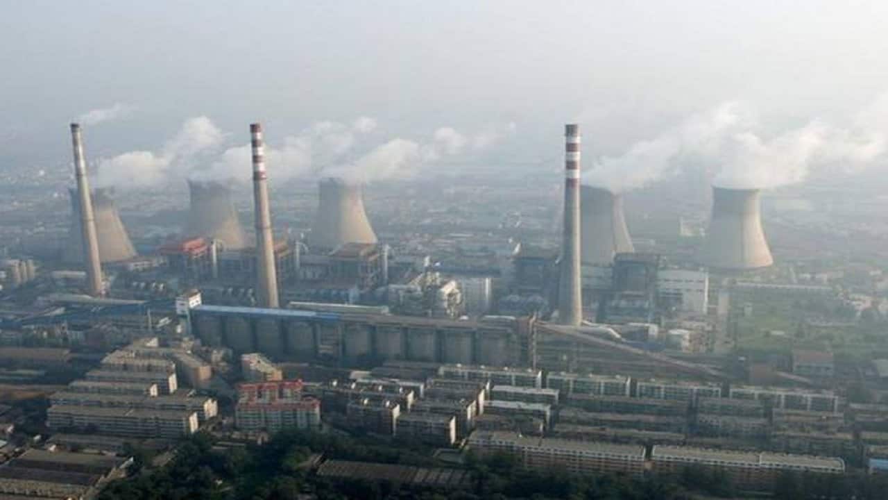40% capacity of upcoming coal-based power plants must be sourced from renewables: Govt 40% capacity of upcoming coal-based power plants must be sourced from renewables: Govt