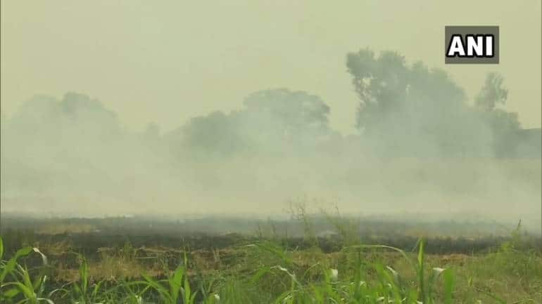 Delhi Air Quality Remains 'poor'; Crop Stubble Burning Keeping ...