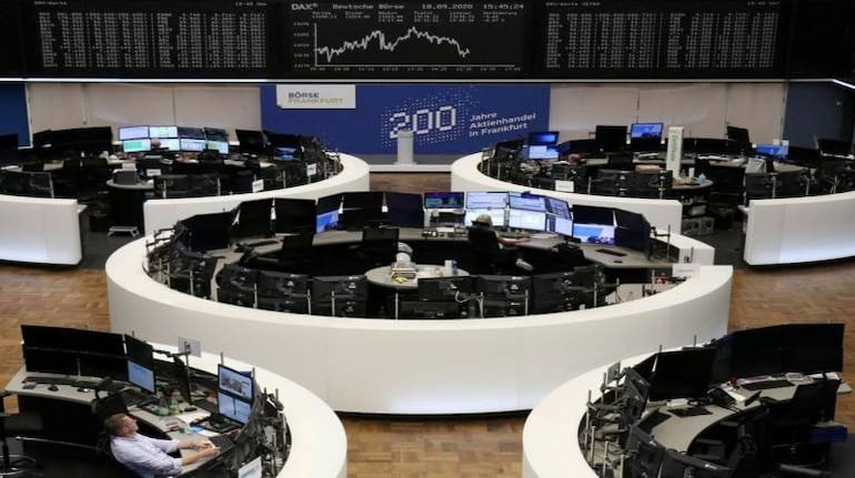 Global Markets: Dollar, stocks slide as virus, social trading cools sentiment 2 Frankfurt