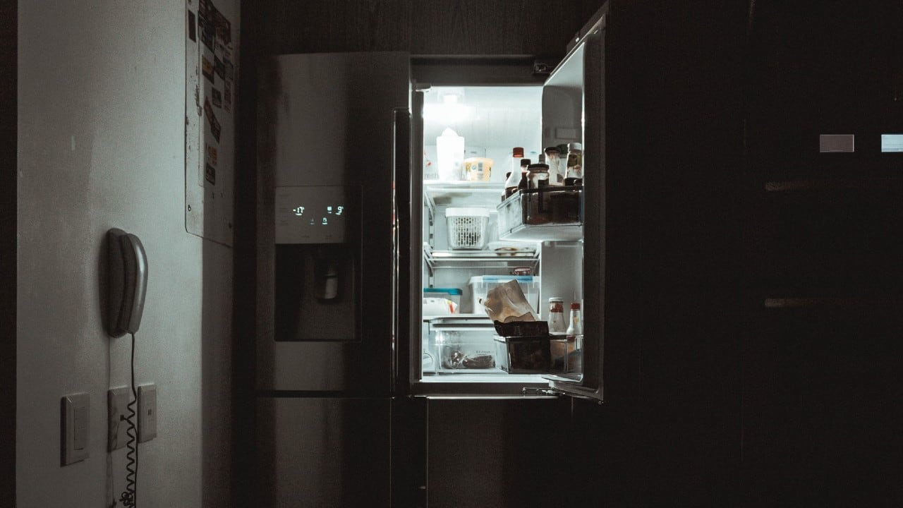 Frost-free and low-maintenance operation