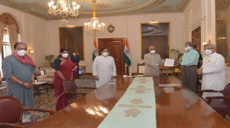 The leaders handed over a memorandum to President Ram Nath Kovind