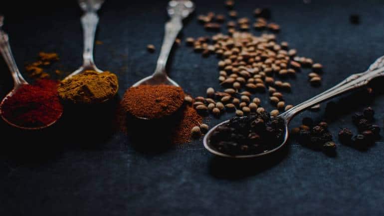 Pepper Imports From Sri Lanka Up 10% In December, Domestic Growers Worried - Vimarsana News