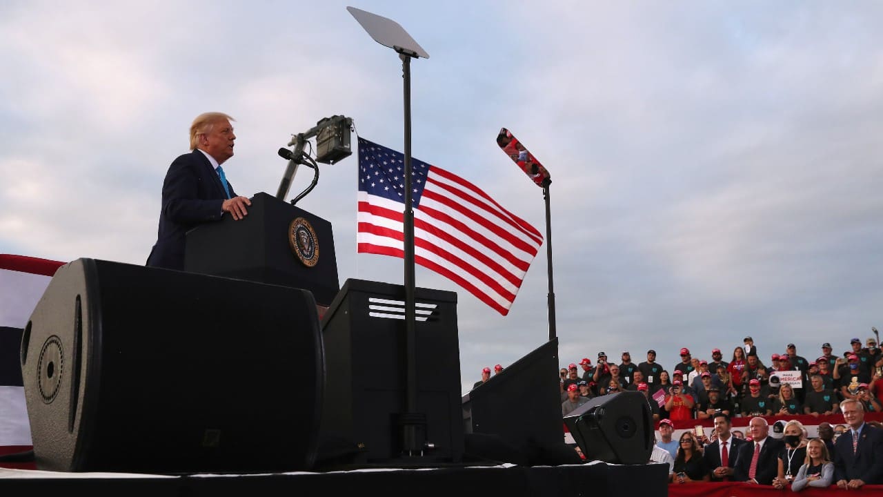 Trump with no mask on during a campaign speech in Latrobe, Pennsylvania, on September 3. Following the footsteps of their president, many of his supporters were also seen not wearing a face mask and those who did were not wearing it in an appropriate manner. (Image: Reuters)