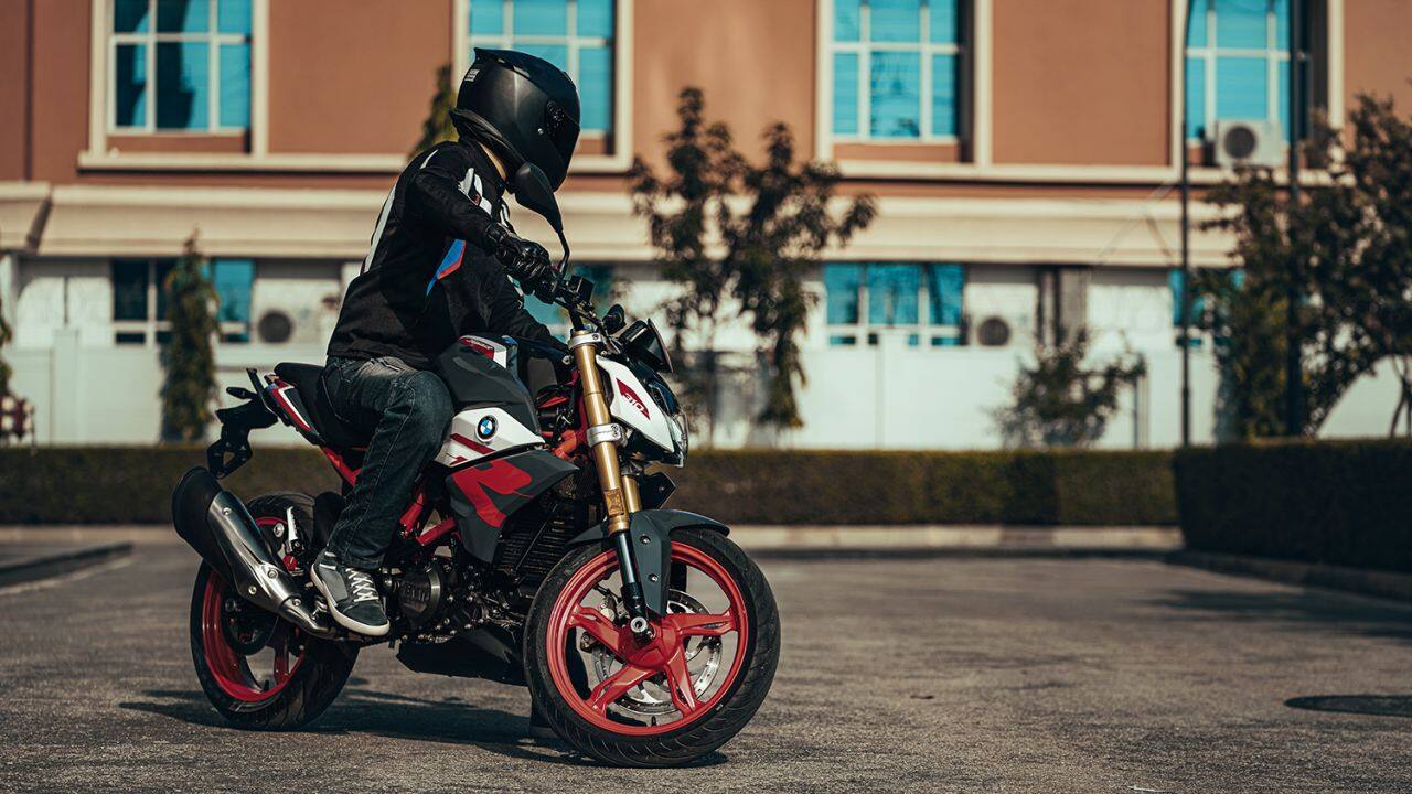 Bmw Launches G 310 R And G 310 Gs In India With Huge Price Cuts