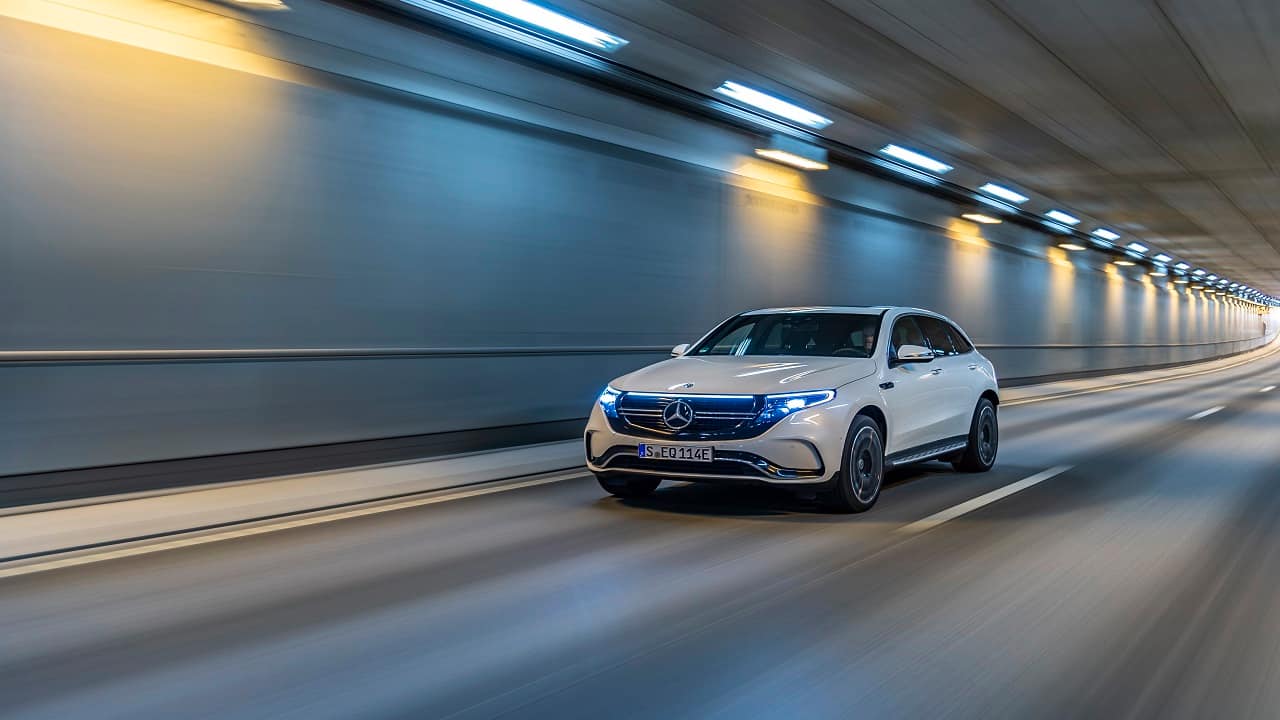 The entire battery system is liquid-cooled and is an integral part of the crash concept for the vehicle as a whole. Its low, central location also has a positive effect on the handling characteristics of the EQC. The battery is produced in Germany, by the wholly-owned Daimler subsidiary (Image: Mercedes Benz) The entire battery system is liquid-cooled and is an integral part of the crash concept for the vehicle as a whole. Its low, central location also has a positive effect on the handling characteristics of the EQC. The battery is produced in Germany, by the wholly-owned Daimler subsidiary (Image: Mercedes Benz)