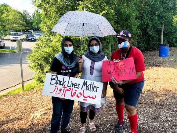 While Nabeela studied to be a pharmacist, Shukoor did his Master’s in public policy in the early years as they settled down in Bowie, the fifth largest municipality in Maryland and a short drive away from Washington DC. 