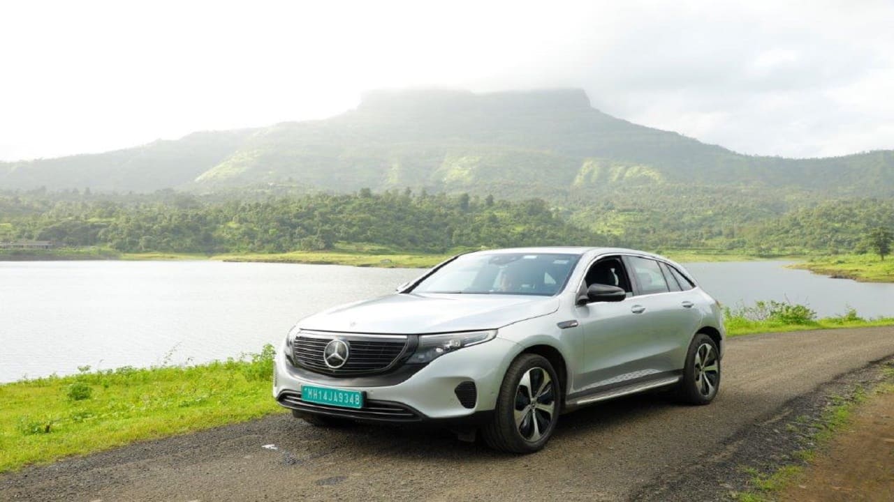 Mercedes-Benz is offering 5 years unlimited kilometre service, 5 years warranty and 5 years on road side assistance with the EQC. There will also be a 8 years warranty on battery or 160,000km whichever comes first (Image: Mercedes Benz) Mercedes-Benz is offering 5 years unlimited kilometre service, 5 years warranty and 5 years on road side assistance with the EQC. There will also be a 8 years warranty on battery or 160,000km whichever comes first (Image: Mercedes Benz)