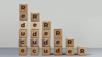 Reduce Bajaj Auto; target of Rs 4575: Prabhudas Lilladher