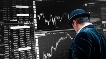 Hot Stocks | Trading opportunity in OFSS, HDFC Life and Sun Pharma for short term