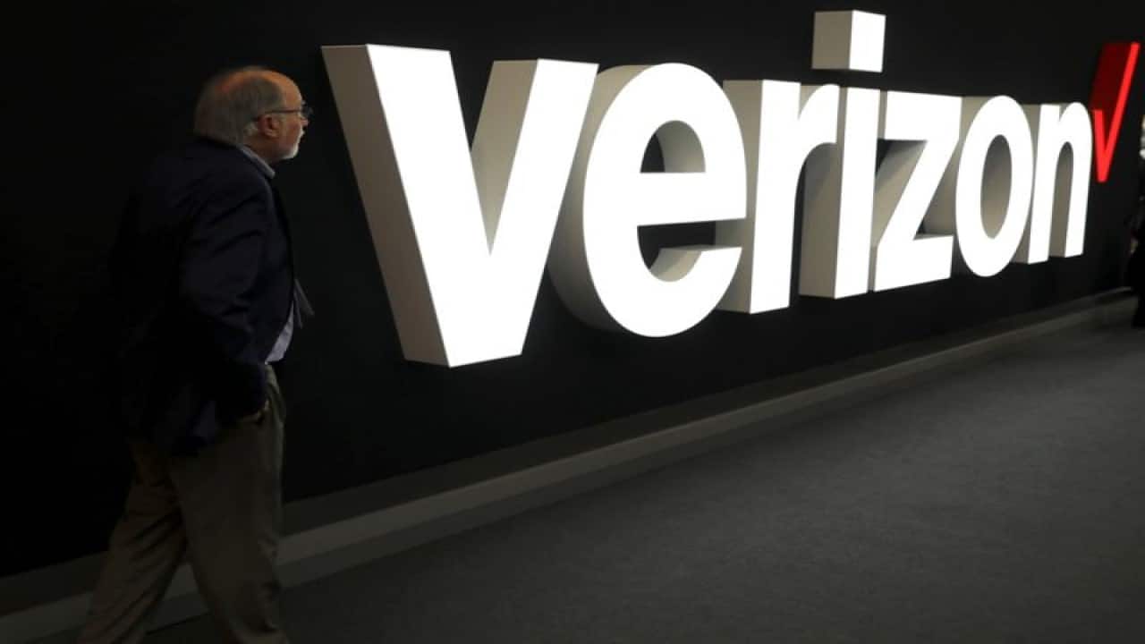 Verizon Turns to Inside Fixer to End Downward Spiral