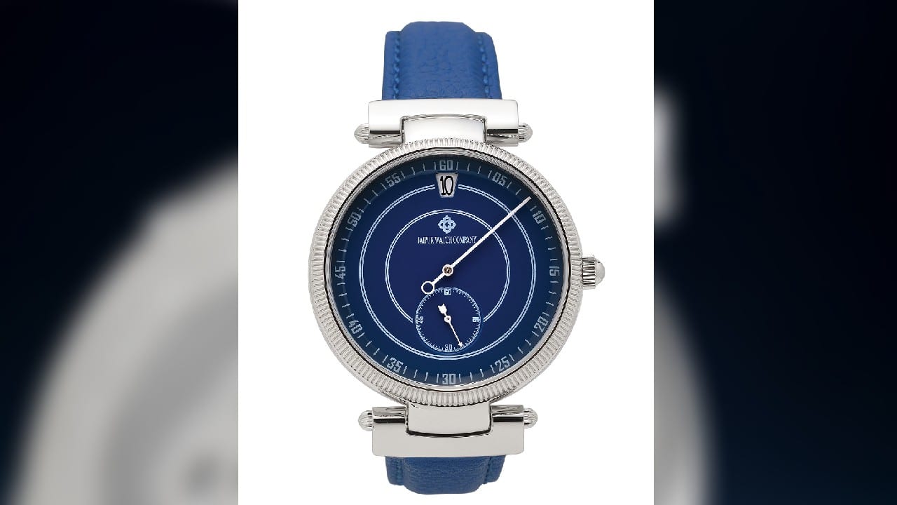 Add a luxe touch to this festive 'time' with Jaipur Watch Company's 'Jump  Hour Watch' - The Economic Times