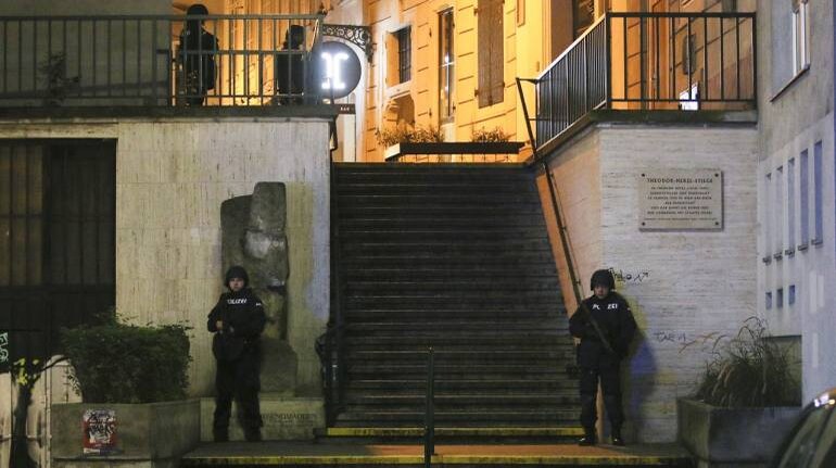 Image: Ronald Zak via AP