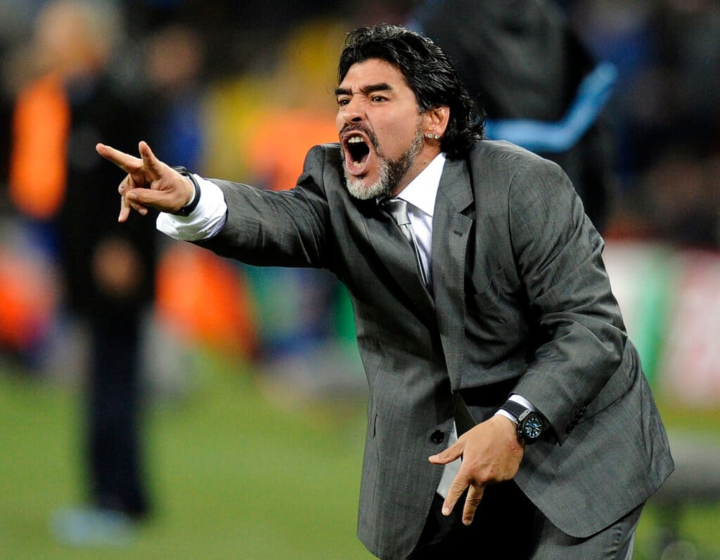 But the legendary player bounced back after he reinvented himself in 2008 as coach of the Argentina team, persuading managers that with sheer charisma he could inspire the team to victory, despite a lack of coaching experience.