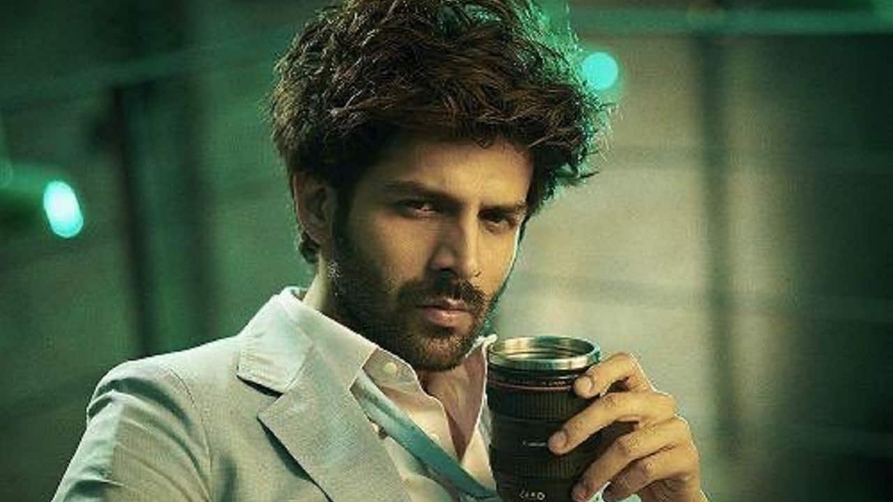 Kartik Aaryan makes a killing with Dhamaka, is paid Rs 20 crore for 10 days of work Kartik Aaryan makes a killing with Dhamaka, is paid Rs 20 crore for 10 days of work