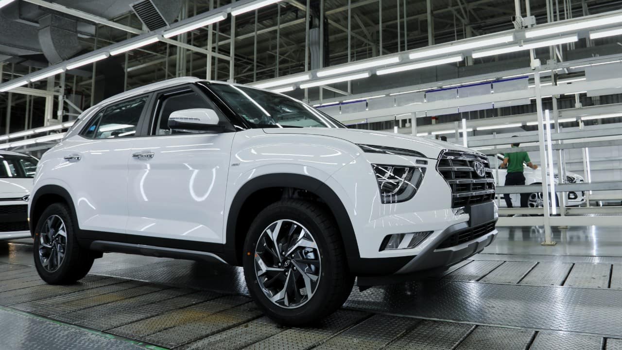 Hyundai Venue | The Hyundai Venue has gone up in ranking from its 10 position in March. Sales have also risen by 4.9 percent from 10,722 units to 11,245 units in April. Hyundai Venue | The Hyundai Venue has gone up in ranking from its 10 position in March. Sales have also risen by 4.9 percent from 10,722 units to 11,245 units in April.