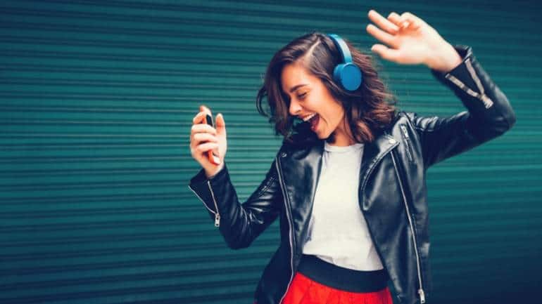 Pocket FM's India arm revenue jumps to Rs 131 crore in FY23; loss reduces by 56% - Vimarsana News