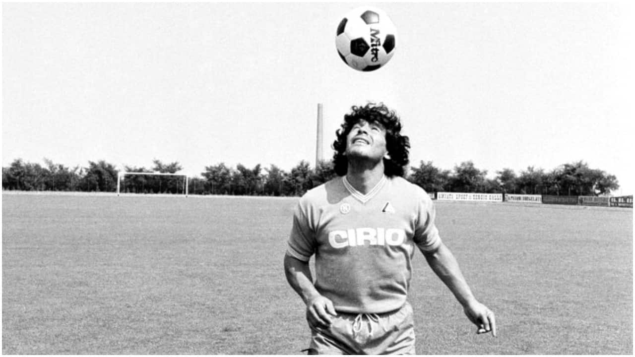12+ Diego Maradona Juggling Background