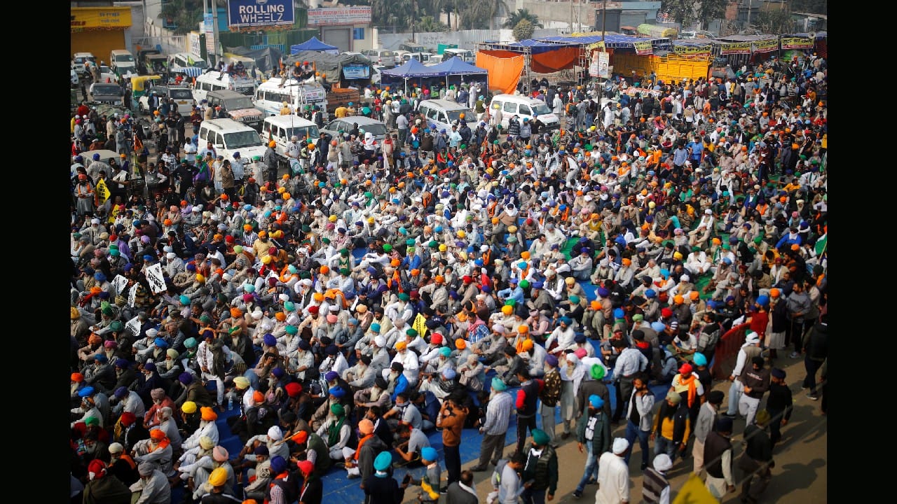 Farmers' protest | 11th round of talks inconclusive; suspension is the last offer, says Centre Farmers' protest | 11th round of talks inconclusive; suspension is the last offer, says Centre
