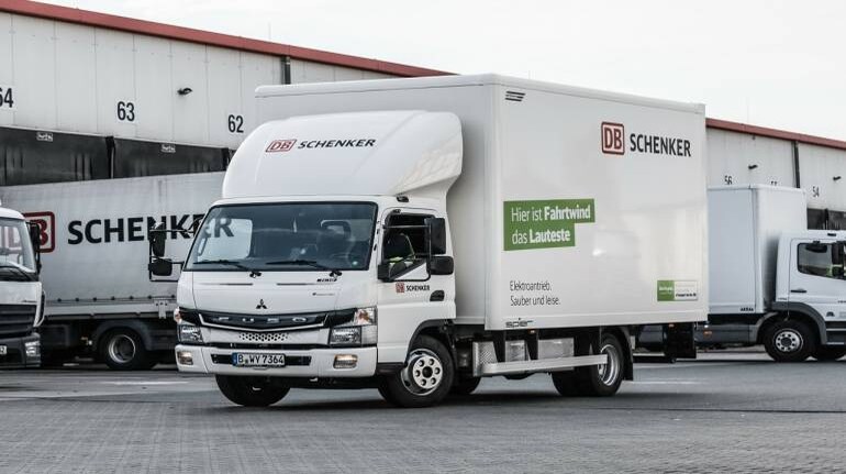 Daimler To Launch India S First Electric Truck