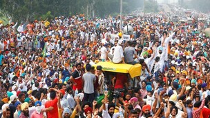 Farmers' Protest Highlights| Centre has decided to fight against the country's 'annadata': SAD's Chief Sukhbir Singh Badal