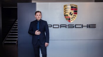 Porsche to integrate Google Maps, Assistance into future cars