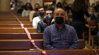 Faithfuls wearing protective masks at a church in Amman, Jordan. (File image: Reuters)