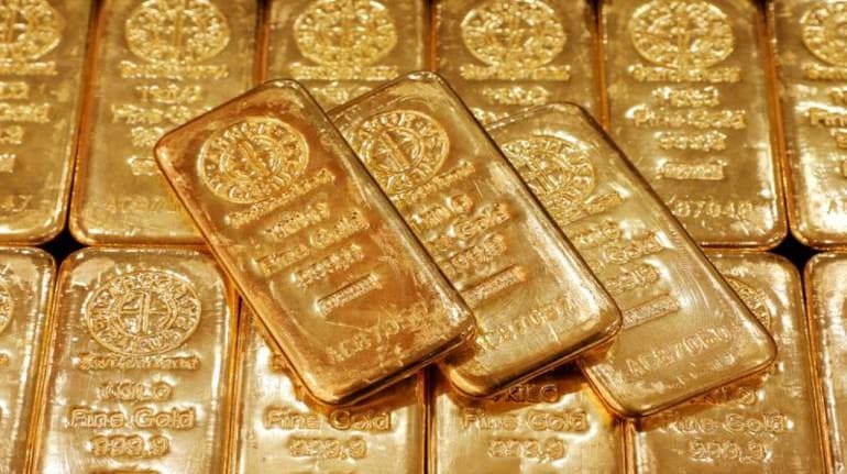 Gold Price Today: Yellow Metal Trades Flat But Above Rs 50,000; Buy On Dips