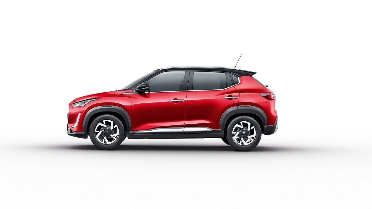 The turbo manual is claimed to deliver a mileage of 20km/litre as against 18.75km/litre claimed for the naturally aspirated version. The automatic version claims to deliver 17.7km/litre. There will be four dual-tone colours on offer in addition to the four mono-tone colours.(Image: Nissan) The turbo manual is claimed to deliver a mileage of 20km/litre as against 18.75km/litre claimed for the naturally aspirated version. The automatic version claims to deliver 17.7km/litre. There will be four dual-tone colours on offer in addition to the four mono-tone colours.(Image: Nissan)