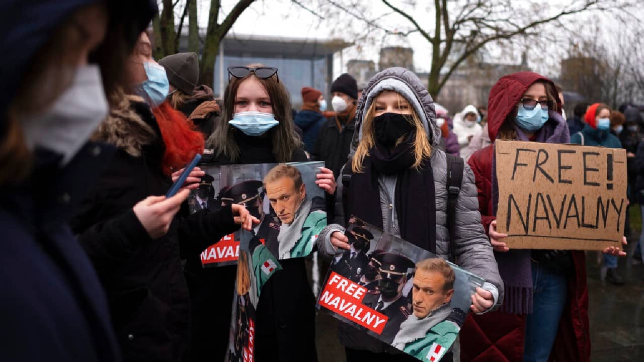 The protests in scores of cities in temperatures as low as minus-50 C (minus-58 F) highlighted how Navalny has built influence far beyond the political and cultural centers of Moscow and St. Petersburg. (Image: AP)