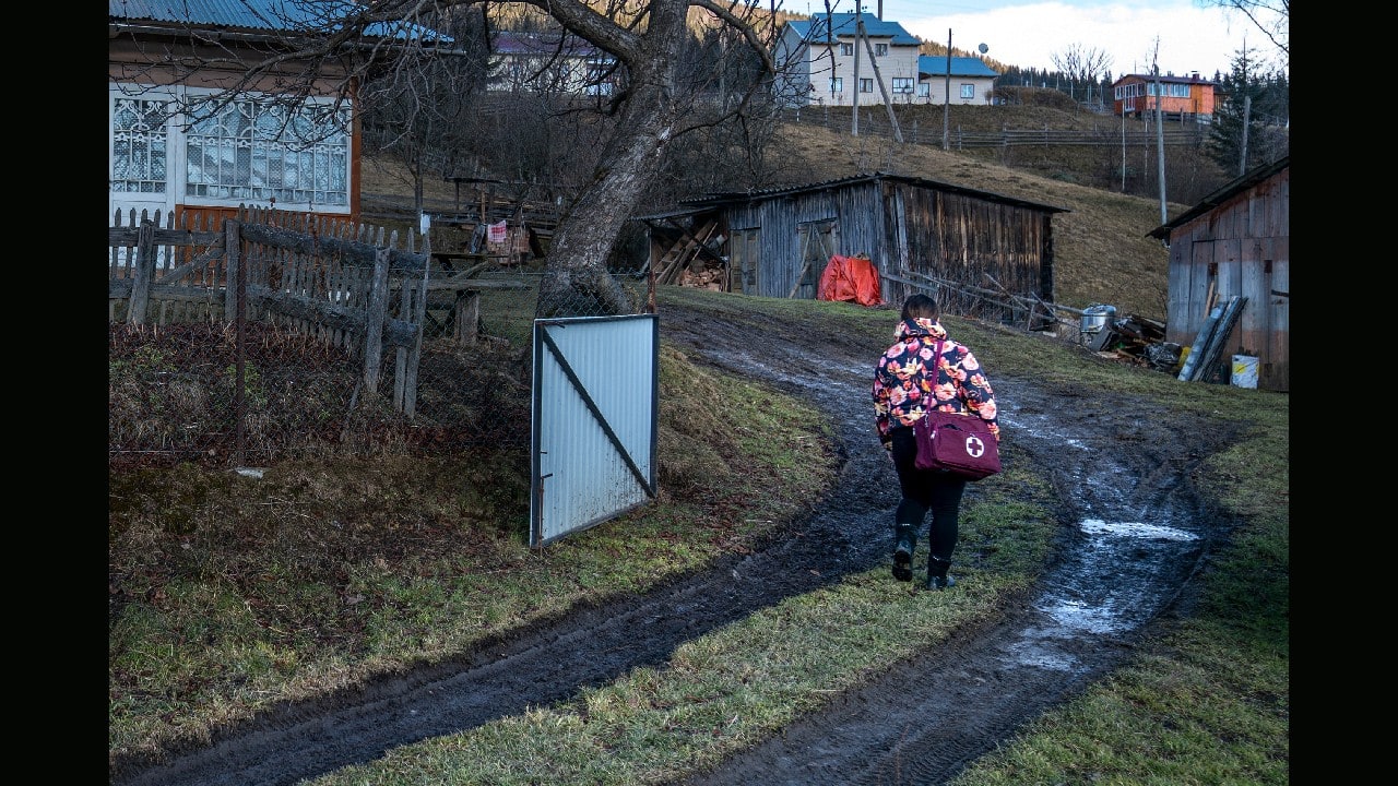 The streets of Ukrainian cities swarmed with festive crowds during the holidays and thousands flocked to churches to attend Christmas services in the mostly Orthodox country without worrying about social distancing or wearing masks. (Image: AP)