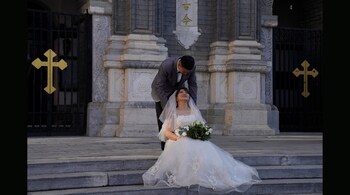 After Andrew Mackenzie's recovery, the family took a beach vacation when he popped the question for a second time to Kristy. The couple renewed their vows days later. (Representative image)