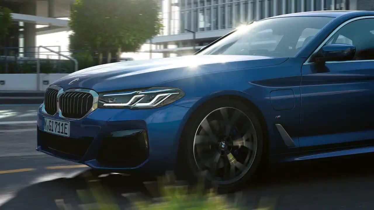 BMW 5 Series facelift | BMW has updated their 5 Series sedan and while the engine remains the same for India, there are some very visual updates. The grille is wider and low-set and the headlamps get a new design. The rear too, features LED tail lamps with new detailing. The car will also get BMW’s latest iDrive system. The new BMW 5 Series is expected somewhere near mid-2021.