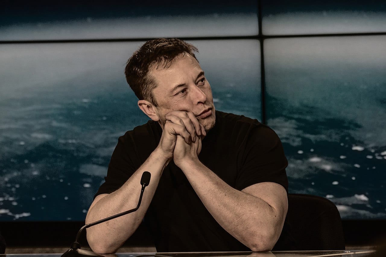 Elon Musk Says He Ll Support Major Dogecoin Holders If They Sell Their Coins