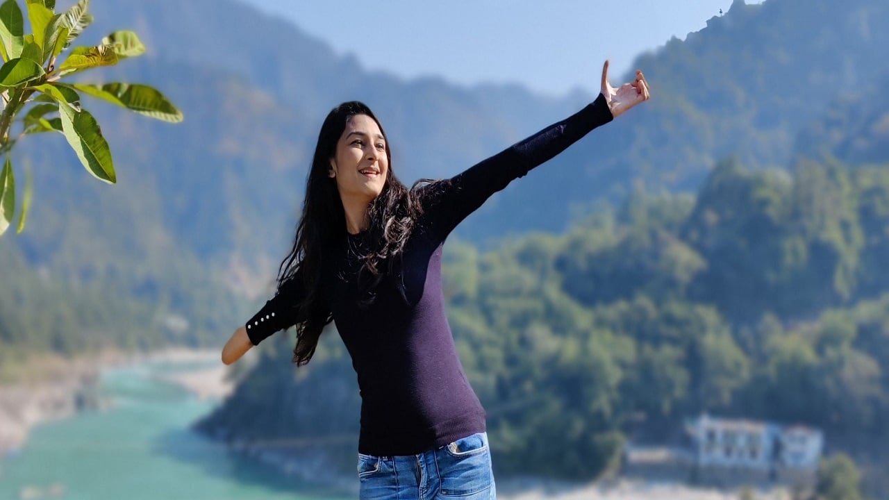 Meet the girl who's winning hearts in McDonald's India's 'inclusive' burger box ad Meet the girl who's winning hearts in McDonald's India's 'inclusive' burger box ad
