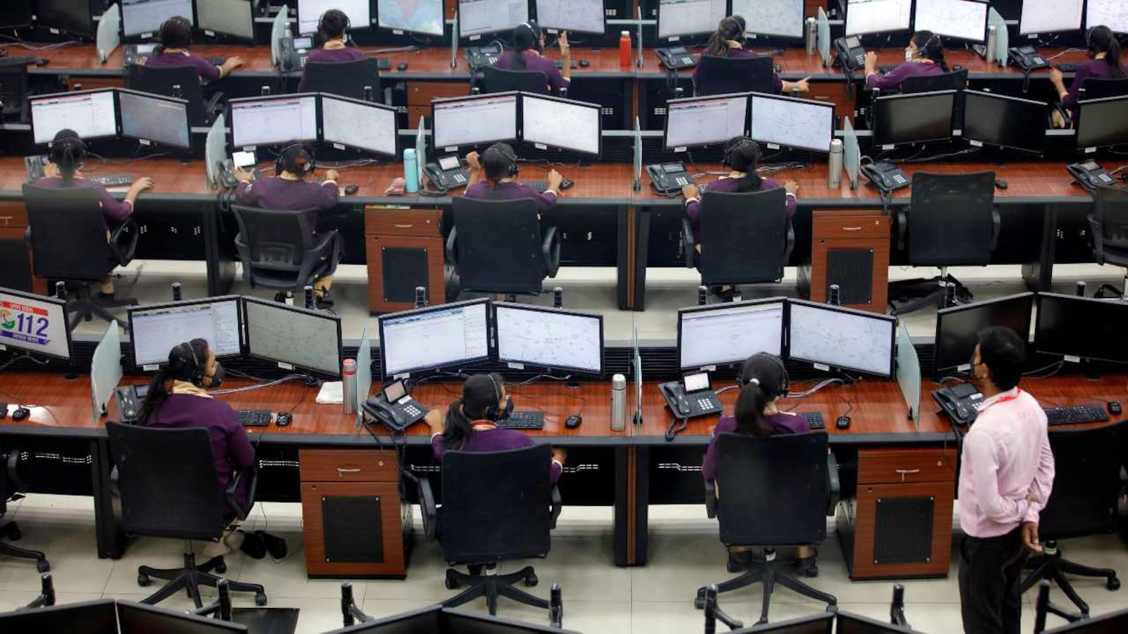 Growth pangs! India's top 10 IT firms' employee count plunges by 21,327 in  Q1