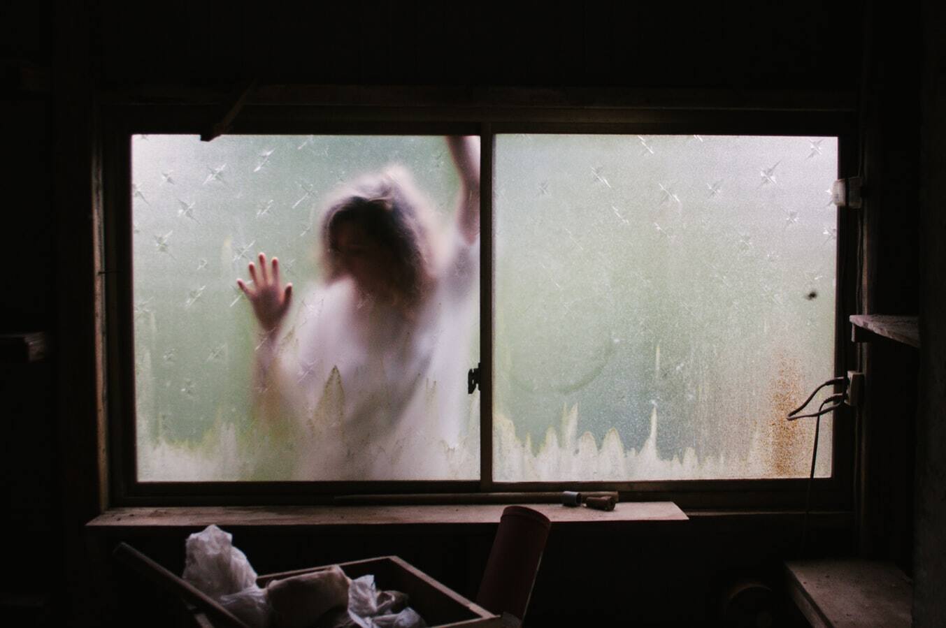 Grief, reincarnation and reconnections — Surviving Death explores myriad venues, ends up handing out hope Grief, reincarnation and reconnections — Surviving Death explores myriad venues, ends up handing out hope