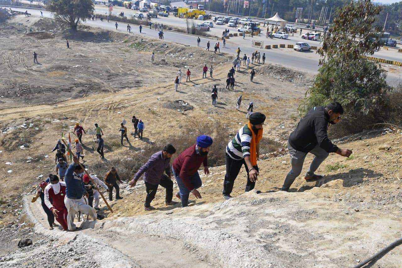 Rural jobs conundrum: Farm sector employment hits 17-year high in FY23, defying trends