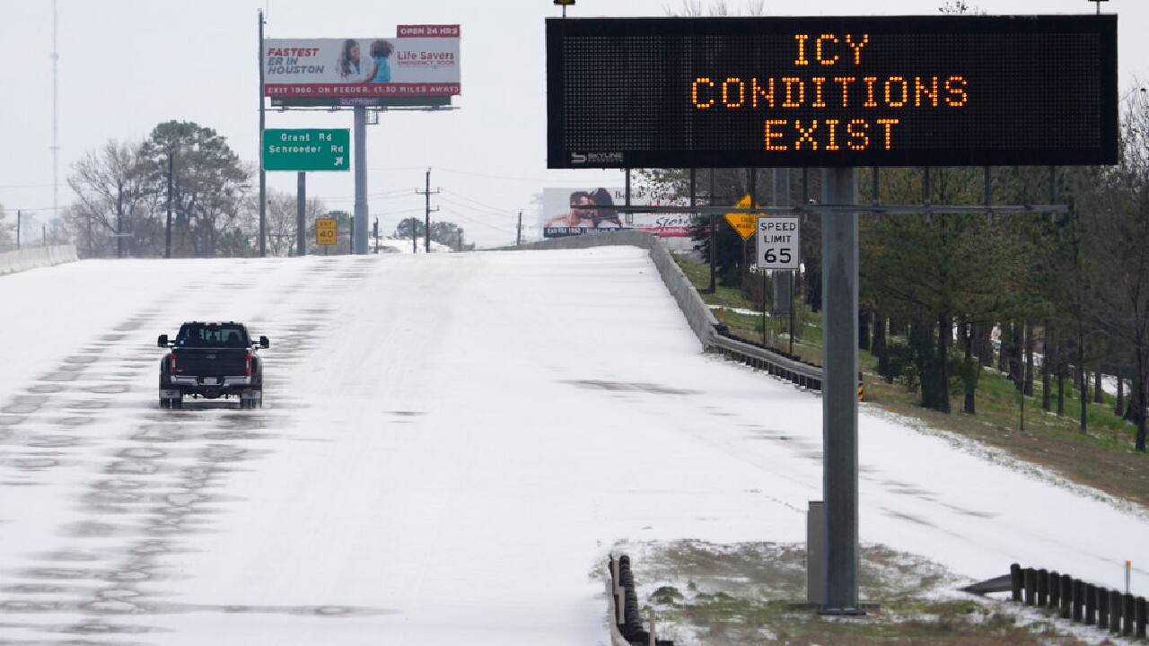 Texas Governor Greg Abbott, who issued a disaster declaration for all of the state’s 254 counties, warned on February 13: “All of Texas is facing an extremely dangerous winter storm.” (Image: AP)