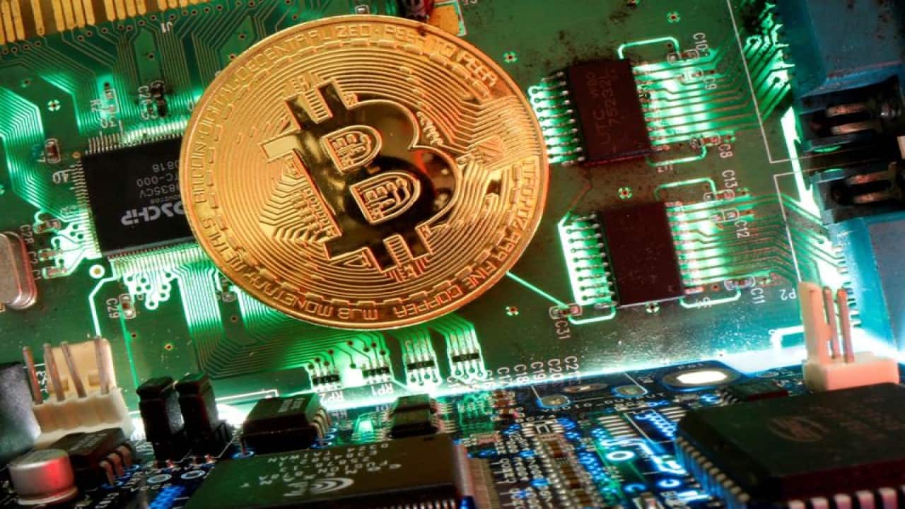 Rakesh Jhunjhunwala not alone in avoiding Bitcoin party, D-Street experts feel the same Rakesh Jhunjhunwala not alone in avoiding Bitcoin party, D-Street experts feel the same