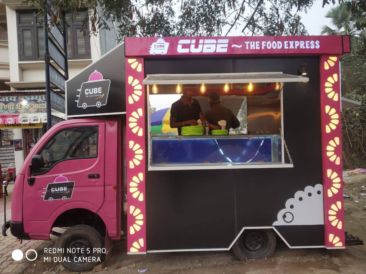 Small-Town Startups I Here's how this Dubai-returned restaurateur is helping himself and others who lost their livelihood to Covid Small-Town Startups I Here's how this Dubai-returned restaurateur is helping himself and others who lost their livelihood to Covid