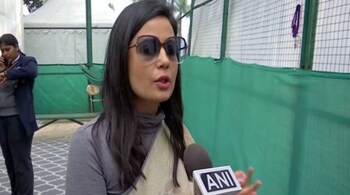 SC defers the hearing of Mahua Moitra's plea