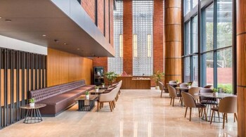 The gross leasing activity across the top seven cities in Q3 2023 stood at 16.03 mn sq ft, increasing by a considerable 26.4 percent QoQ.