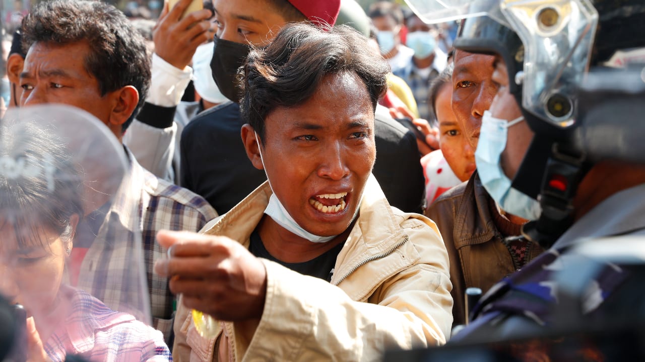 Myanmar mass protests enter second week; protesters, military refuse to back off