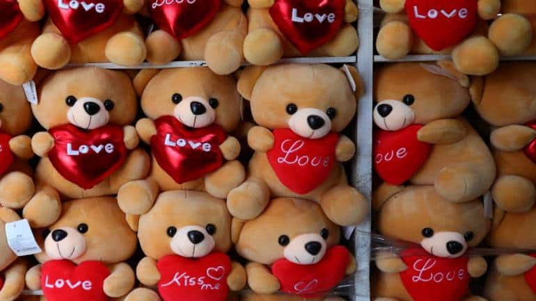 Teddy day sale in valentine week