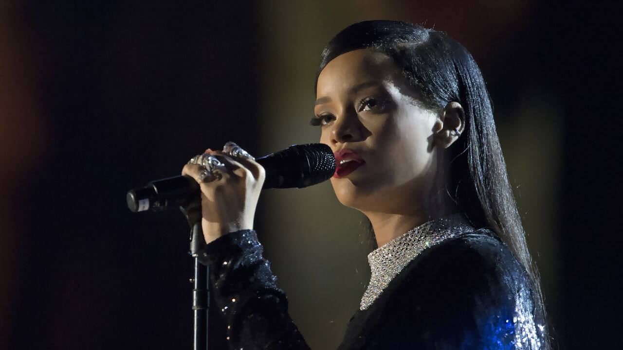 Super Bowl: Rihanna's first live performance in seven years to