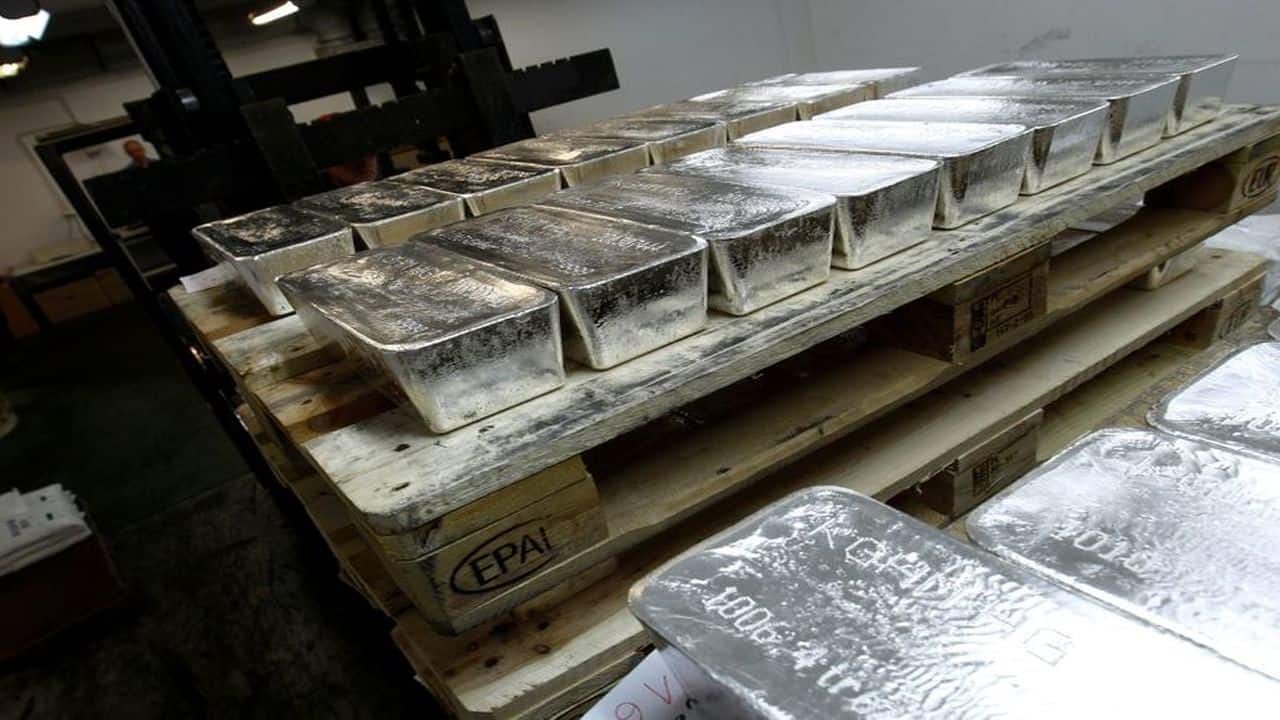 Silver slides below Rs 65,000 on dollar uptick, weakness in gold, industrial metals Silver slides below Rs 65,000 on dollar uptick, weakness in gold, industrial metals