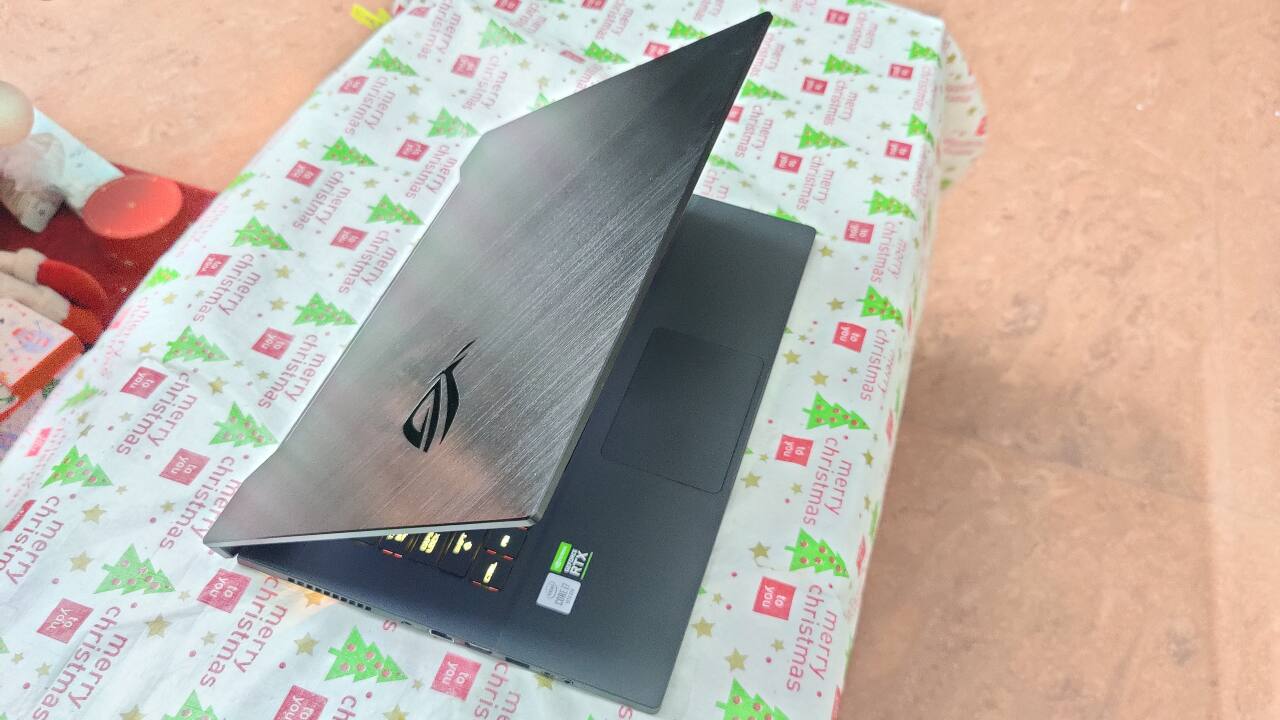 Asus ROG Zephyrus S15 review: This portable spec sheet king demands a king's ransom