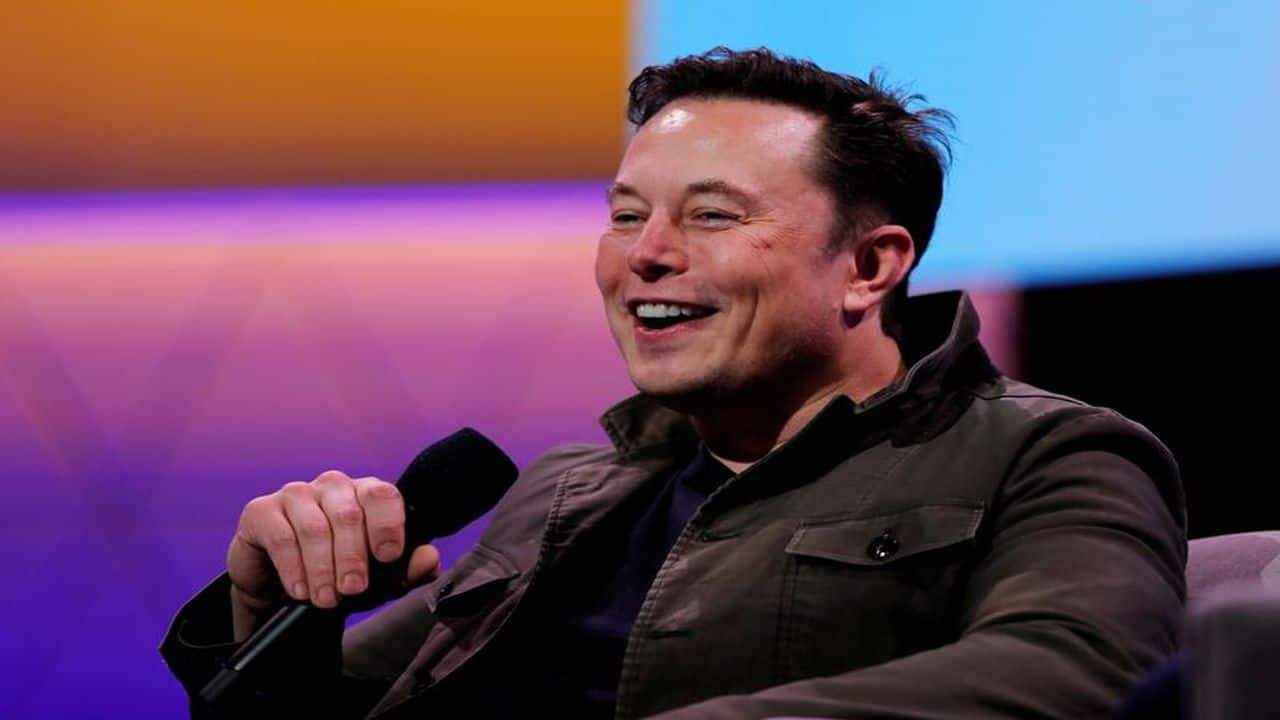 Elon Musk is now worth $198.9 billion, according to the Bloomberg Billionaires Index