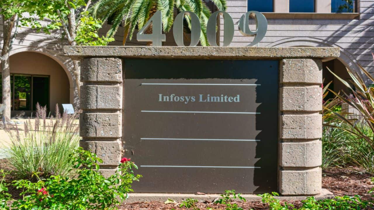 Infosys, Labour Ministry to meet on May 16 to discuss non-compete agreement
